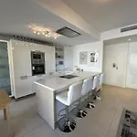 C028-nice With Terrace - Close To The